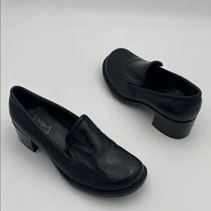 White Mountain Black Loafers